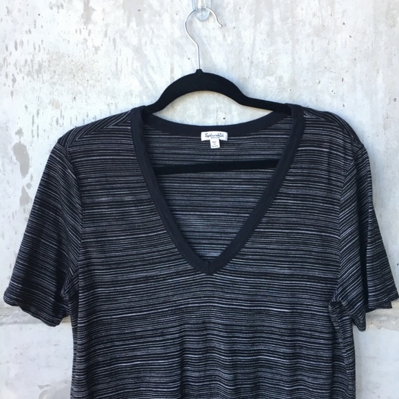 Splendid Striped V-Neck Short Sleeve Shirt M - Picture 2 of 4